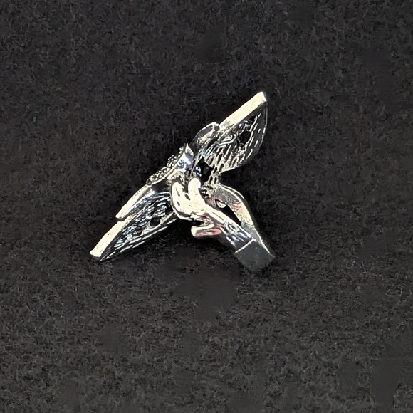 STATEMENT RING. LILY. - Picture 2 of 3